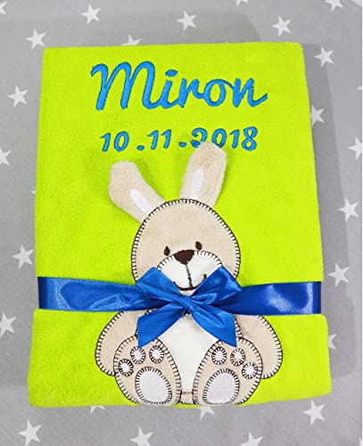 Babydecke mit Namen und Datum bestickt Baby Geschenke Geburt (Grün - Hase)